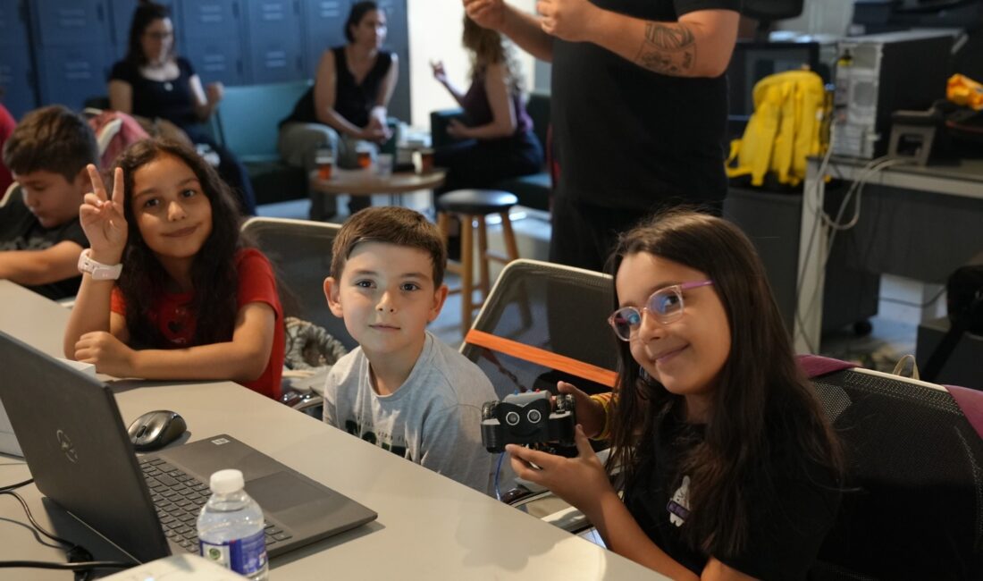 İzmir Büyükşehir Belediyesi FabrikaLab İzmir ile Diyez Robotics iş birliğinde