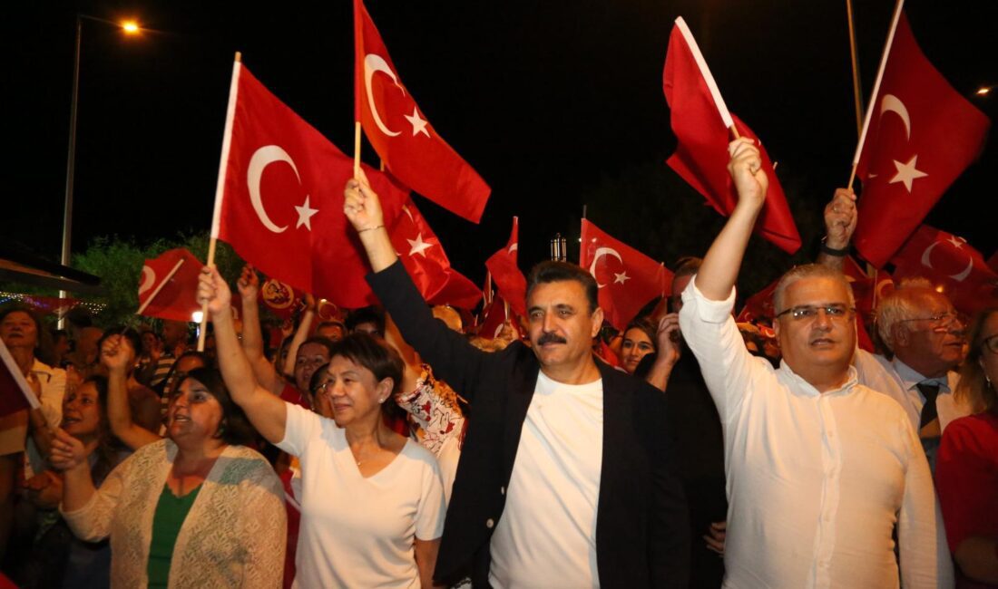 Dikili'de 30 Ağustos Zafer Bayramı, resmi törenler ve büyük bir