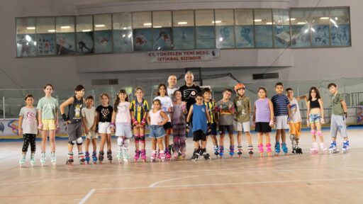 Yazın farklı spor branşlarında da hizmet sunulabilmesi amacıyla Bornova'daki Âşık