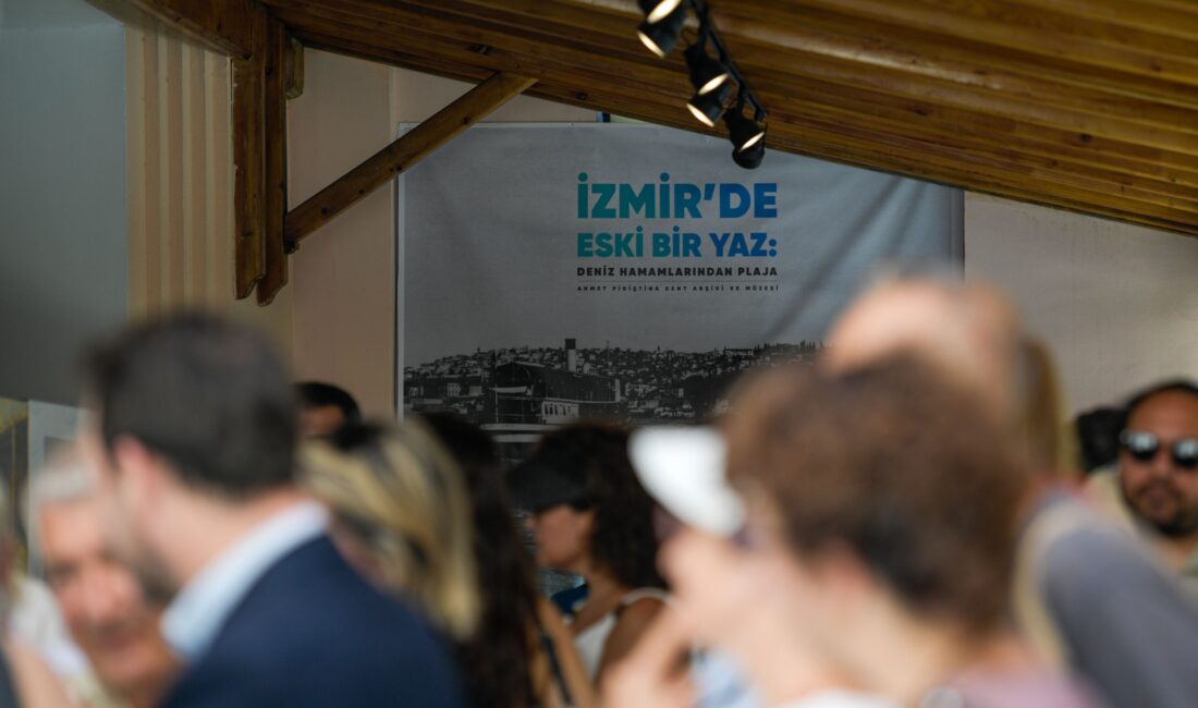 Ahmet Piriştina Kent Arşivi ve Müzesi (APİKAM) tarafından hazırlanan, İzmirlilerin