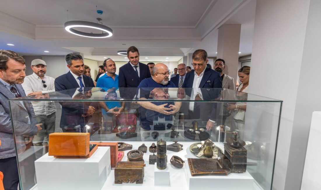 İzmir Büyükşehir Belediye Başkanı Dr. Cemil Tugay, 1930’lu yıllardan günümüze
