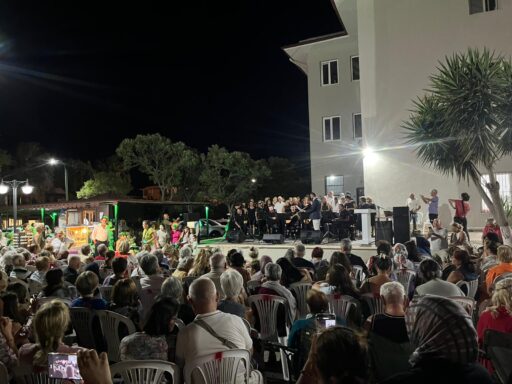 4. Ürkmez Kültür ve Sanat Festivali Başladı