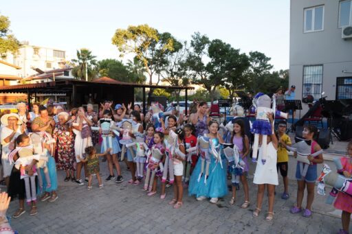 Seferihisar Belediyesi tarafından bu yıl dördüncüsü düzenlenen Ürkmez Kültür ve