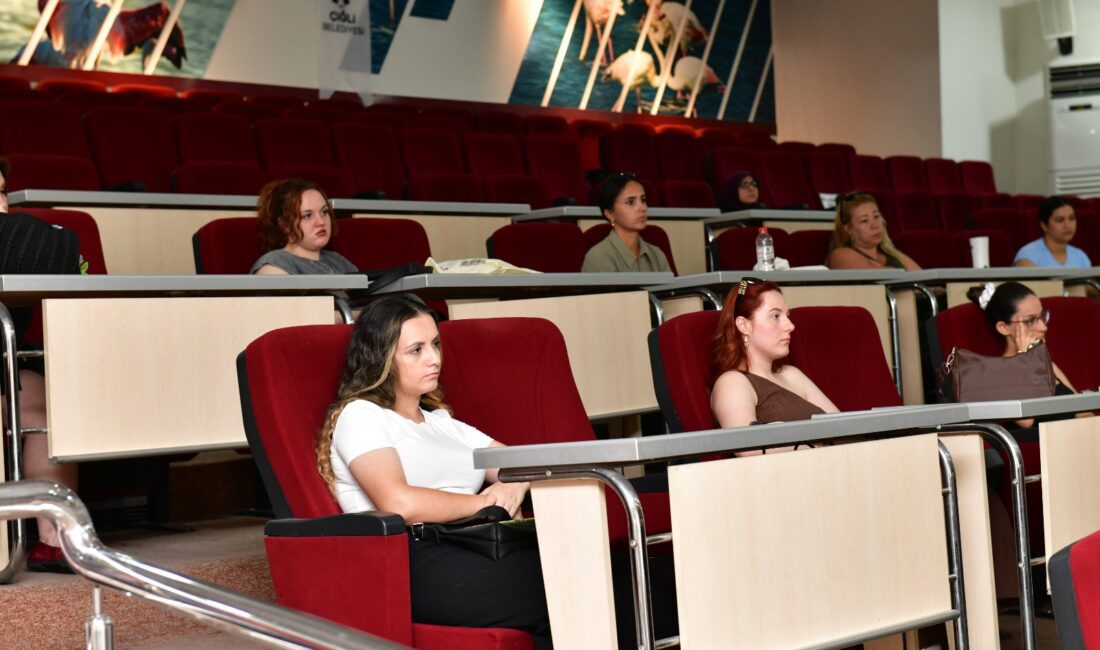 Çiğli Belediyesi, meslek edindirme çalışmaları kapsamında Başkan Onur Emrah Yıldız,