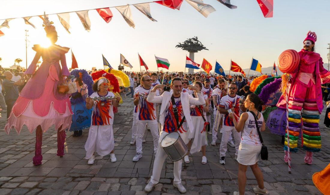 Türkiye fuarcılığının 94 yıllık dev çınarı İzmir Enternasyonal Fuarı, muhteşem