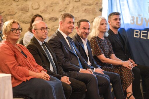 94. İzmir Enternasyonal Fuarı’nda Refik Anadol ve Atatürk Sergileri