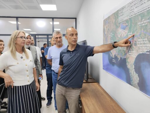 AK Parti İzmir Milletvekili Ceyda Bölünmez Çankırı, Çeşme’de 10 saate