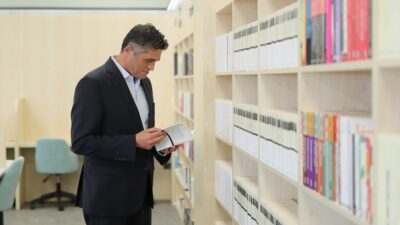 Aliağa Belediyesi, eğitime ve kültüre verdiği önemi bir kez daha