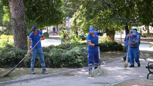 Aydın Büyükşehir Söke'de parkları Yeniliyor