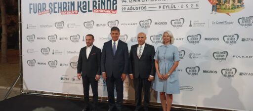 Başkan Tugay’dan İzmirlilere fuar daveti