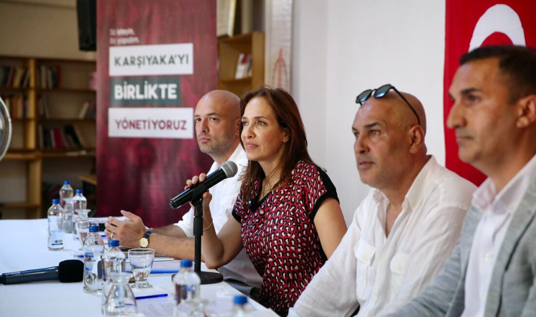 Bu kez İnönü Mahallesi sakinleriyle 80. Yıl Cumhuriyet Semt Kütüphanesi’nde