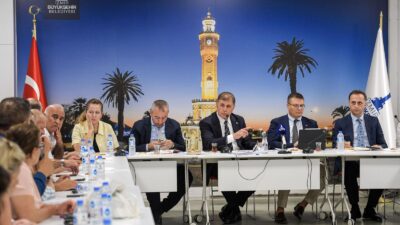 İzmir Büyükşehir Belediye Başkanı Dr. Cemil Tugay, Buca Metrosu'nun Gediz'den