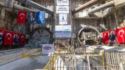 İzmir 24 saat çalışma izni listesi yayımlandı! Valilik, metro, TOKİ