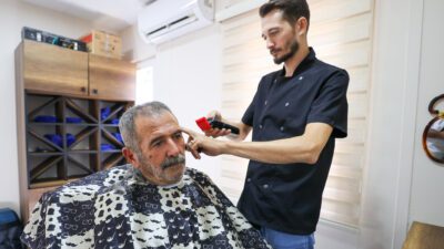 Buca Belediyesi’nin, ilçede yaşayan 60 yaş üstü vatandaşların sosyal hayatla