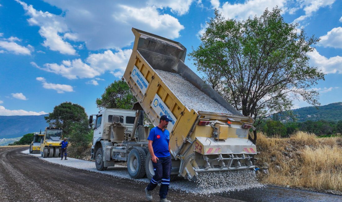 Büyükşehir, 2025 asfalt sezonunu hız kesmeden sürdürüyor Denizli Büyükşehir Belediyesi, vatandaşların daha güvenli ve konforlu ulaşım sağlaması