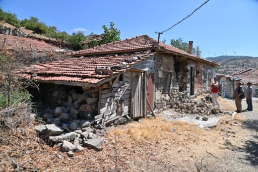Büyükşehirden Deprem Mağdurlarına Yardım Eli