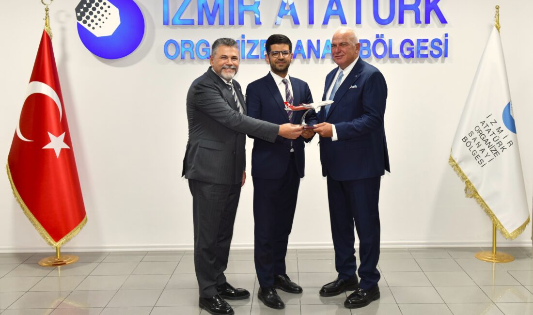 Cumhurbaşkanlığı Yatırım ve Finans Ofisi Başkanlığı’ndan İAOSB’ye Ziyaret T.C. Cumhurbaşkanlığı Yatırım ve Finans Ofisi Başkanı Ahmet Burak Dağlıoğlu