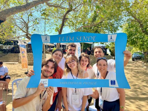 İzmir Büyükşehir Belediyesi'nin nin 22-24 Ağustos tarihleri arasında düzenlediği  “Değişim