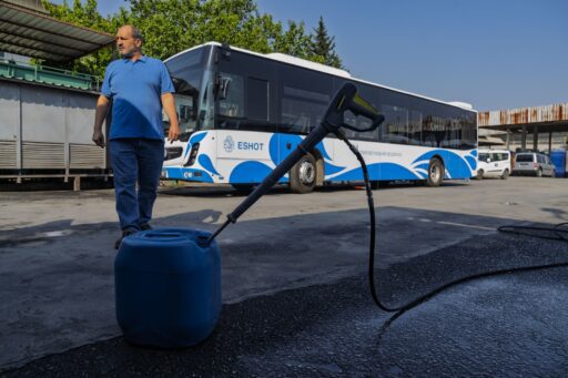 İzmir Büyükşehir Belediyesi ESHOT Genel Müdürlüğü, otobüs yıkamada kullanılan suyu
