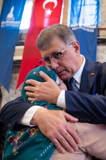 Emeklilerden Tugay'a teşekkür Başkanımız bizi hiç yalnız bırakmıyor