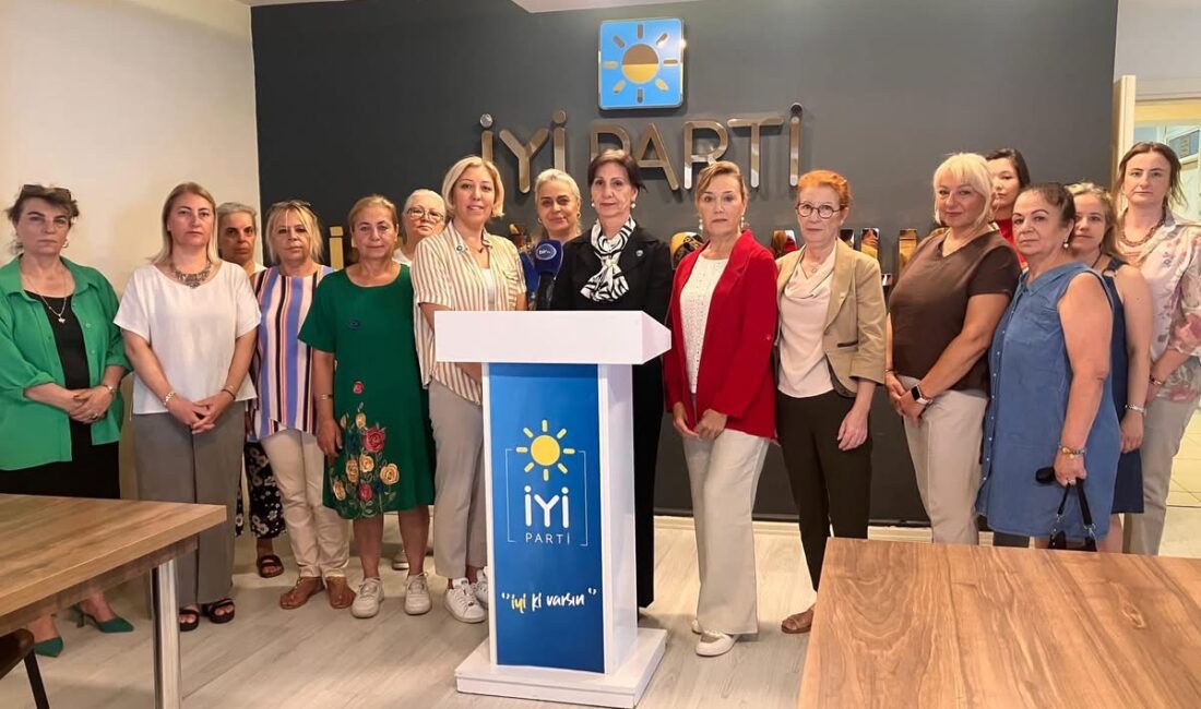 İYİ Parti: Kadın Cinayetleri İktidarın Utanç Vesikası İYİ Parti, 2025’te 342 kadının öldürüldüğünü açıklayarak kadın cinayetlerine tepki