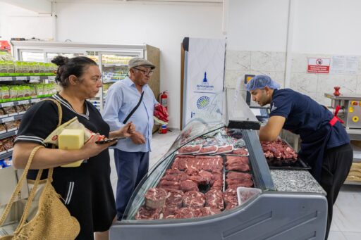 İZMAR 10’uncu mağazaya ulaştı