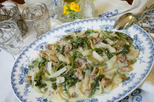 İzmir Büyükşehir Belediyesi, Kültürpark’taki tarihi Göl Gazinosu’nu İzmir Mutfak Müzesi’ne