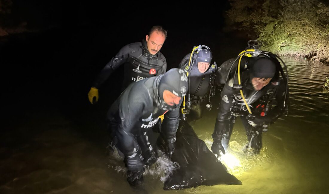 İzmir’de Feci Olay! Bayındır Ilıca Barajı’nda Boğulan Çocuğun Cansız Bedeni Bulundu İzmir'i yasa boğan bir gelişme yaşandı. Bayındır ilçesi Ilıca Barajı’nda