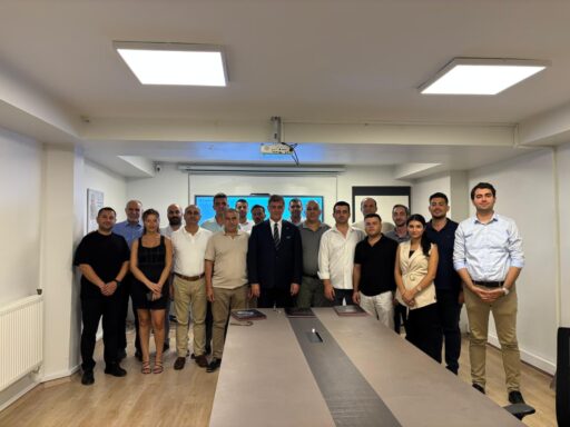 İzmir’de Grand Plaza ve İztarım’da Toplu Sözleşme İmzalandı!