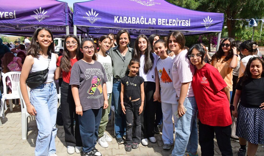 KARBEM LGS’de Yüzde 96,26 Başarıyla Gururlandırdı! Karabağlar Belediyesi KARBEM, LGS’de %96,26 başarı oranıyla 387 öğrenciyi liselere