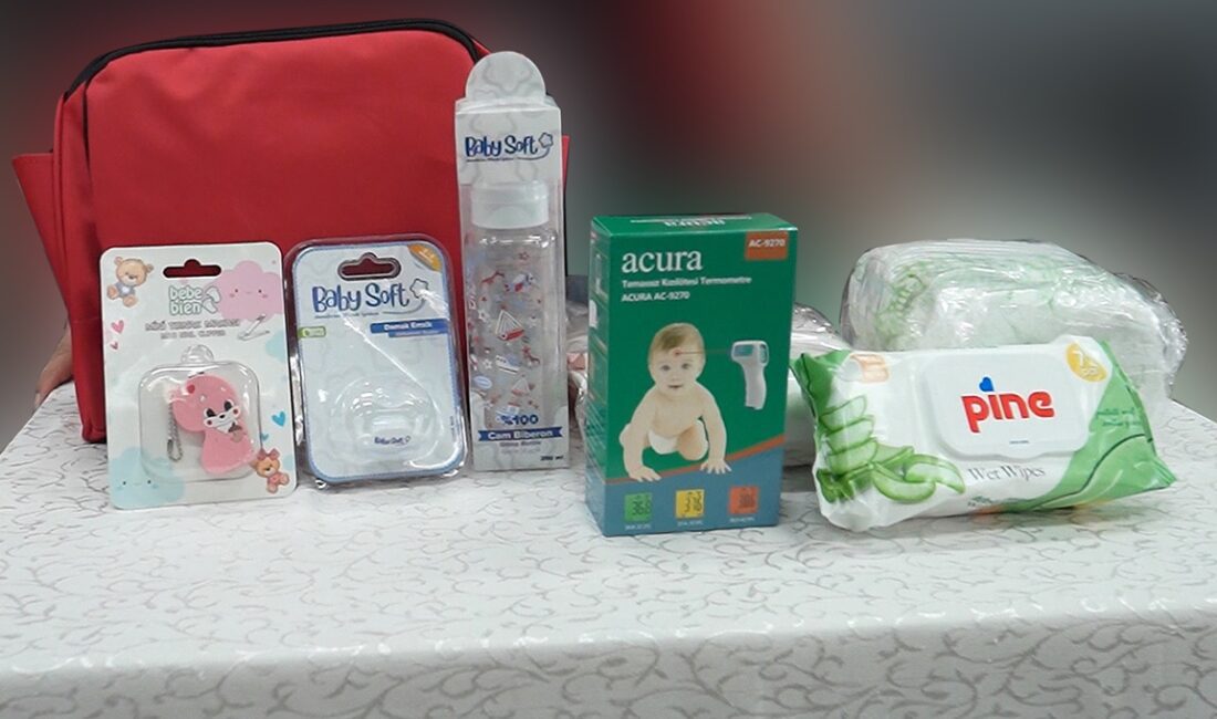 KÜÇÜKÇEKMECE BELEDİYESİ’NDEN YENİDOĞAN BEBEKLERE HOŞGELDİN HEDİYESİ Küçükçekmece Belediyesi, ‘Yenidoğan Bebek Seti’ ile bebek sahibi olan ailelerin