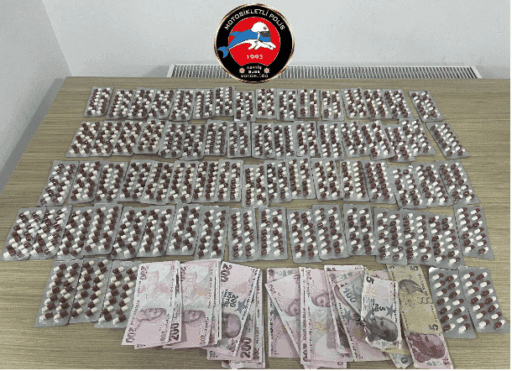 İzmir’de 4-10 Ağustos’ta düzenlenen asayiş operasyonlarında 24 silah, 766 gr