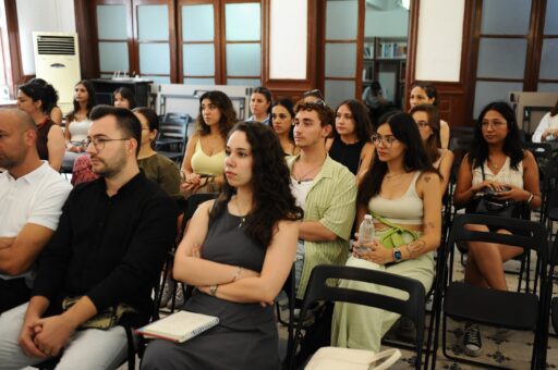 MEB 2024-2025 verilerine göre İzmir’de okullaşma oranları alarm veriyor. İlkokulda