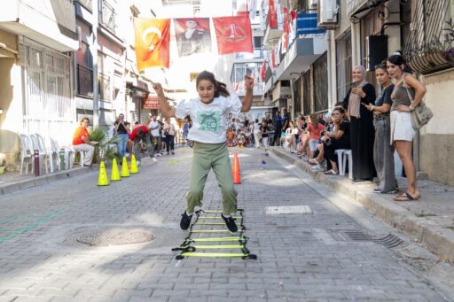 Karşıyaka’da Sokak Senin Olimpiyatları devam ediyor