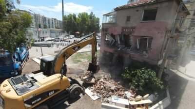 İzmir Büyükşehir Belediyesi, kenti afetlere karşı dirençli hale dönüştürmek için