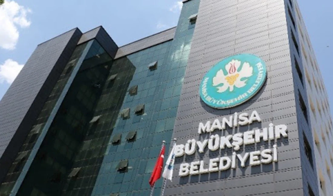 Manisa Büyükşehir Belediyesi’nde üst yönetimde 3 görevden alma Manisa Büyükşehir Belediyesi’nde 3 yönetici görevden alındı! Besim Dutlulu’nun kararıyla