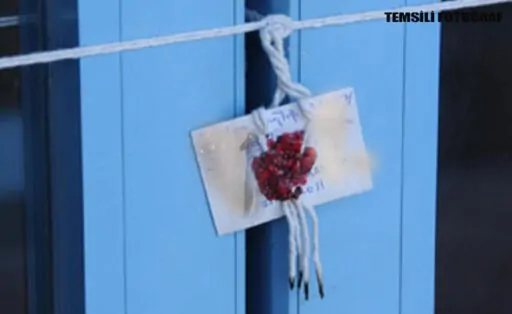 Ömer Eşki'nin eleştiriye tahammülü yok: Muhtar odasını mühürletti.