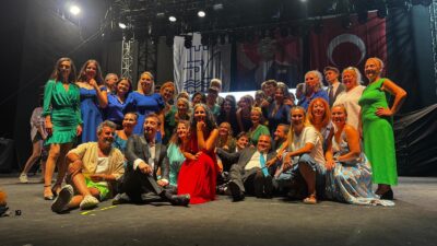 Geçtiğimiz yıllarda İzmir’de eğitim ve sağlık kuruluşlarına verdiği desteklerle hafızalara