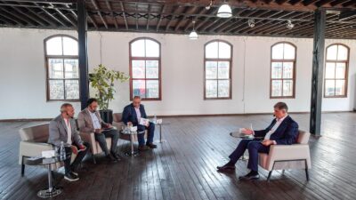 Katıldığı televizyon programında İzmirli gazetecilerin sorularını yanıtlayan İzmir Büyükşehir Belediye