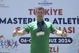 Ümit Ülkü yarış