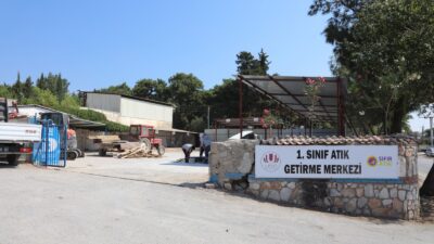 Urla’da çevre bilinci inşa edilen Atık Getirme Merkezi ile, mahalle