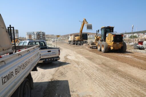 Vatandaş istedi, Seferihisar'da yol yenileme başladı