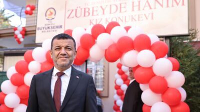 Denizli Büyükşehir Belediyesi’nin kız öğrencilere yönelik geçen sene hizmete aldığı