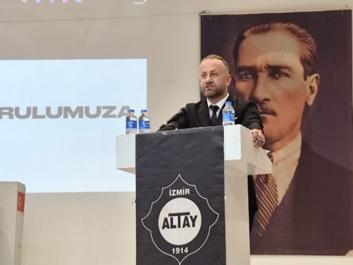 İzmir Atatürk Stadyumu, Faal Futbol Hakemleri Derneği Salonu’nda  gerçekleştirilen seçimli