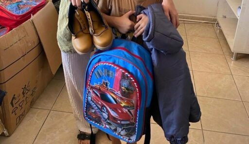 Bayraklı Belediyesi, 2025-2026 eğitim-öğretim yılı için ihtiyaç sahibi öğrencilere kırtasiye