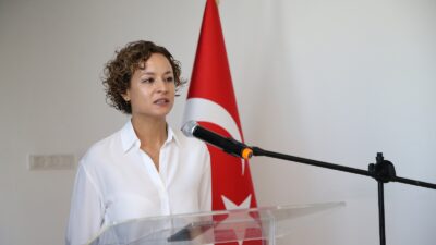 “Gençlerin yaratıcı gücü bize umut verdi” diyen Karşıyaka Belediye Başkanı