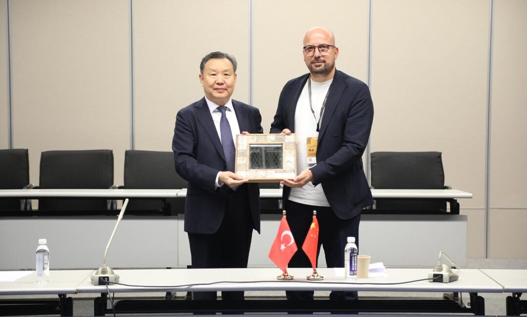 EMKOÜİB liderliğindeki heyet, Çin mobilya pazarından edindiği tecrübelerle Türk mobilyası