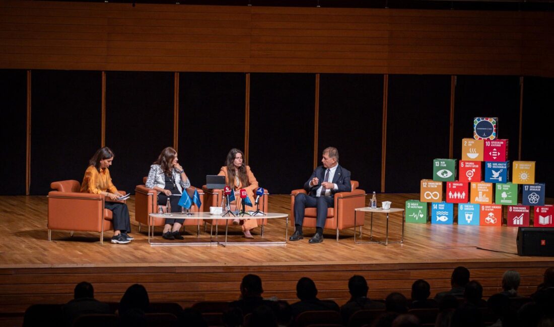 İzmir Büyükşehir Belediye Başkanı Dr. Cemil Tugay, Kurumsal Sürdürülebilirlik Raporu