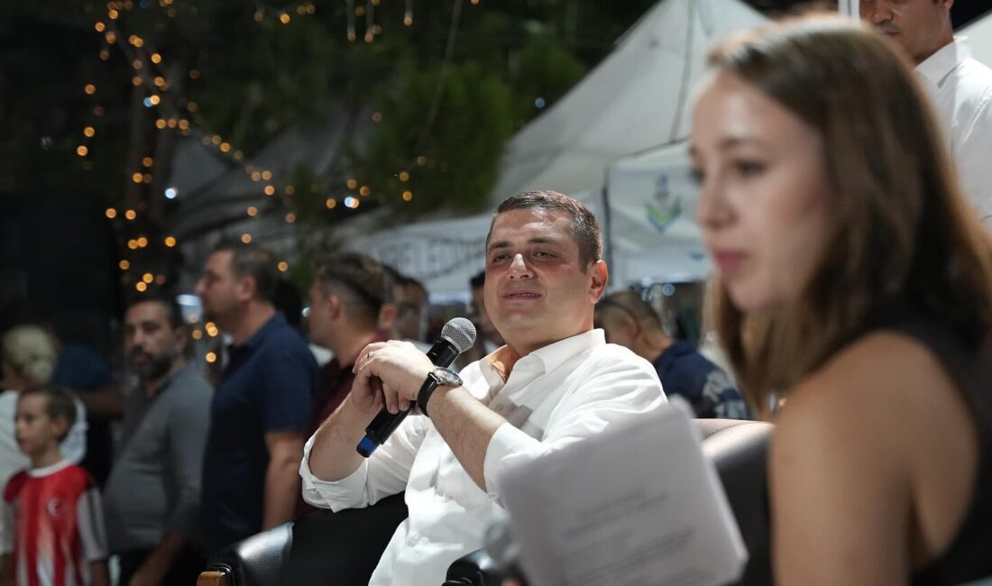 Başkan Demir’den Gençlere Proje Çağrısı: “Projelerin Ta Kendisi Siz Olmalısınız” Torbalı Belediye Başkanı Övünç Demir, Ertan Ünver Millet Parkı'nda gençlerle