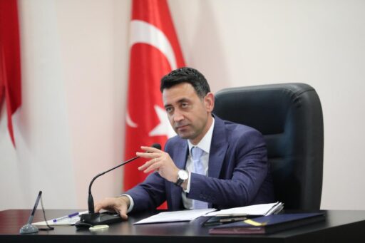 Bayraklı Belediyesi, meclis kararıyla şehit yakınları, gaziler ve engelli bireylere